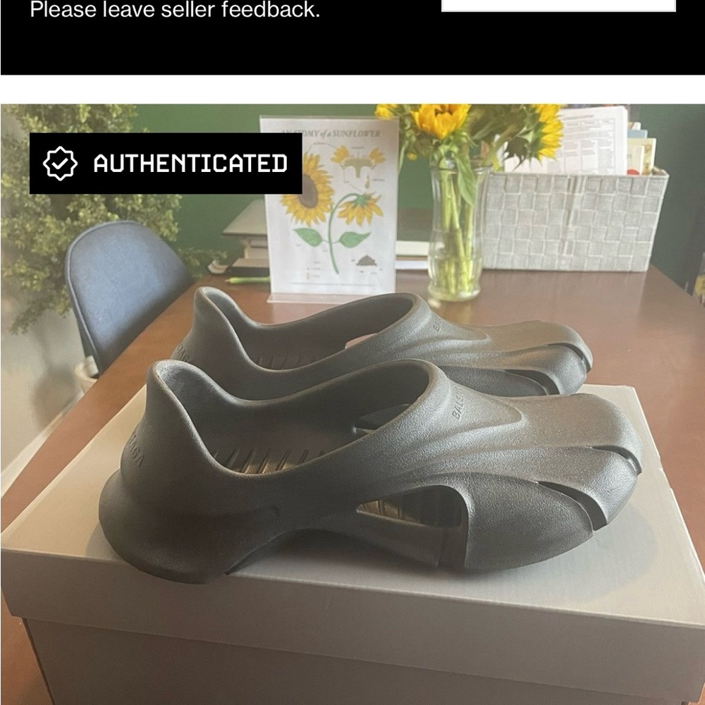 Balenciaga black Mules Sleek Design